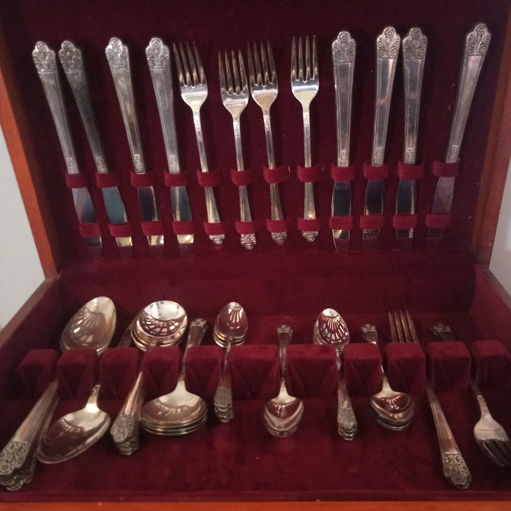 Silverware Set - Silver PLATED